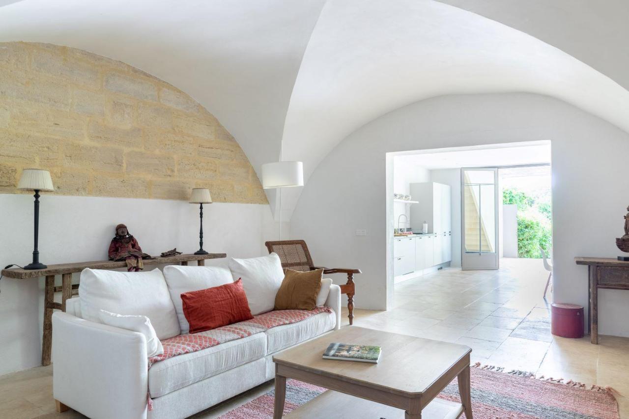 Les Canisses, Magnifique Appartement Avec Terrasse Au Coeur D'Uzes Luaran gambar