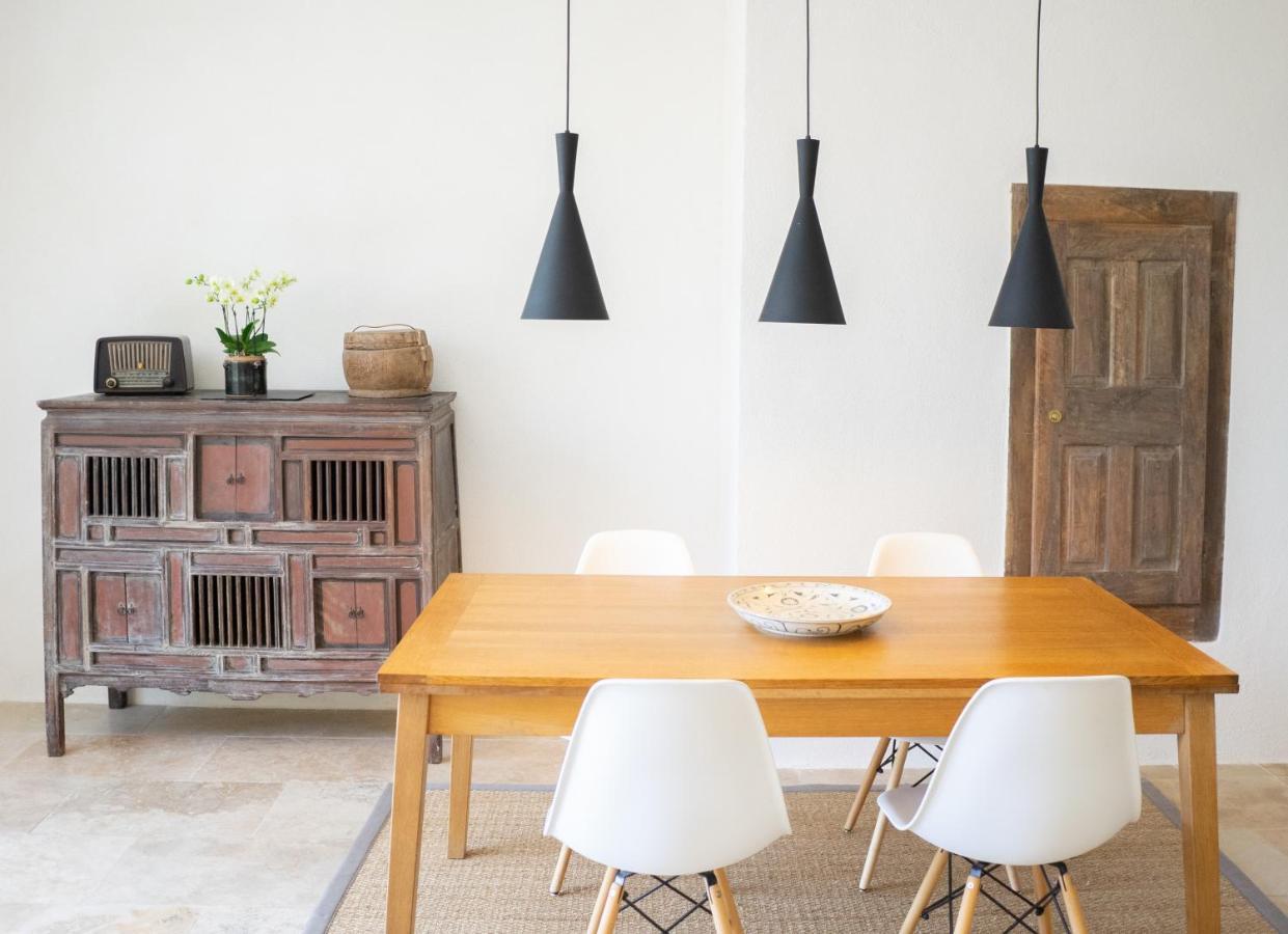 Les Canisses, Magnifique Appartement Avec Terrasse Au Coeur D'Uzes Luaran gambar