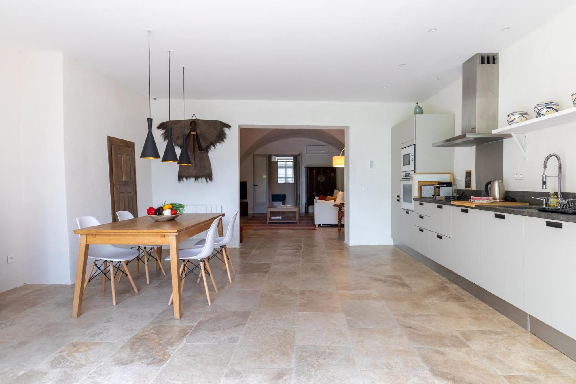 Les Canisses, Magnifique Appartement Avec Terrasse Au Coeur D'Uzes Luaran gambar